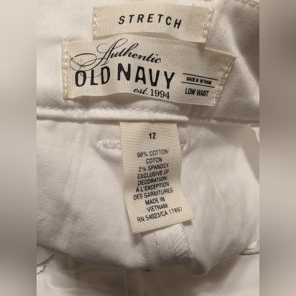 Women's Capris - Picture 5 of 6